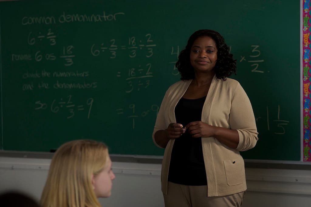 Miss Harris (Octavia Spencer) in THE GREAT GILLY HOPKINS. Photo Credit: Lionsgate Premiere